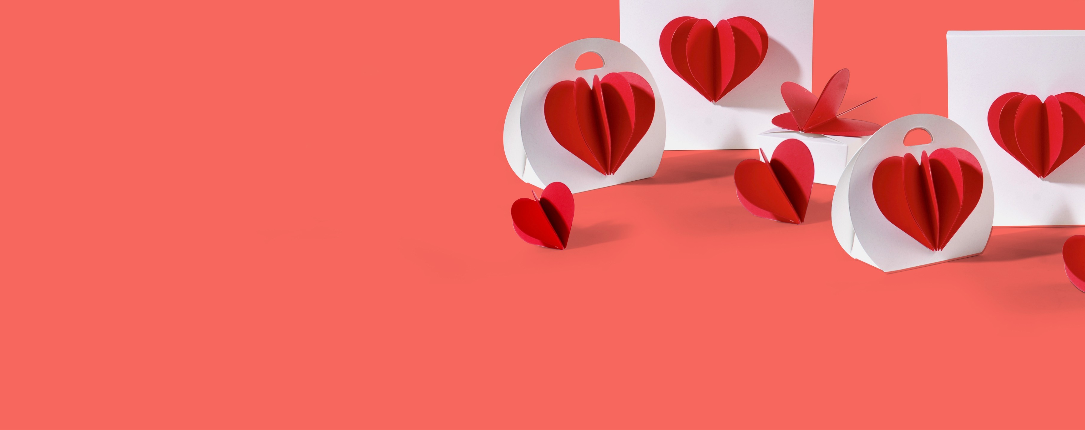 Kartons zum Valentinstag